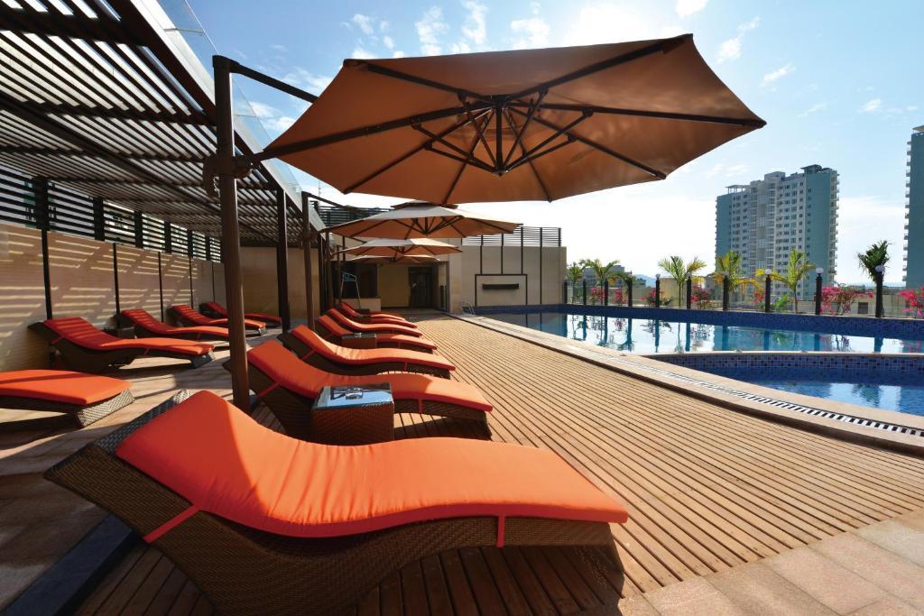 Barry Boutique Hotel Sanya Exterior photo